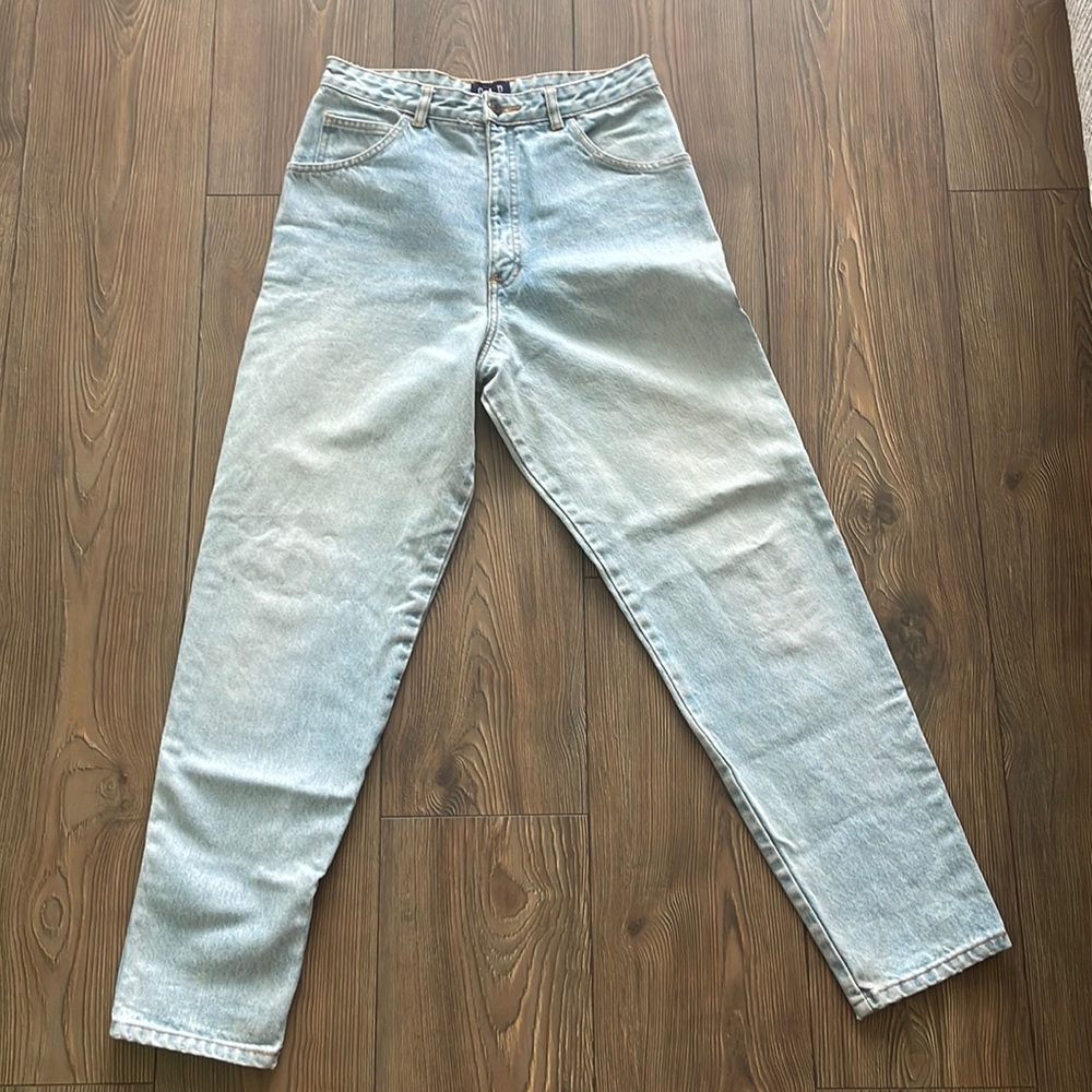 Gap light wash high waisted ankle cut jeans